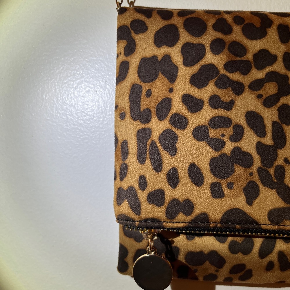 Small leopard print shoulder bag, gold chain for strap, soft material